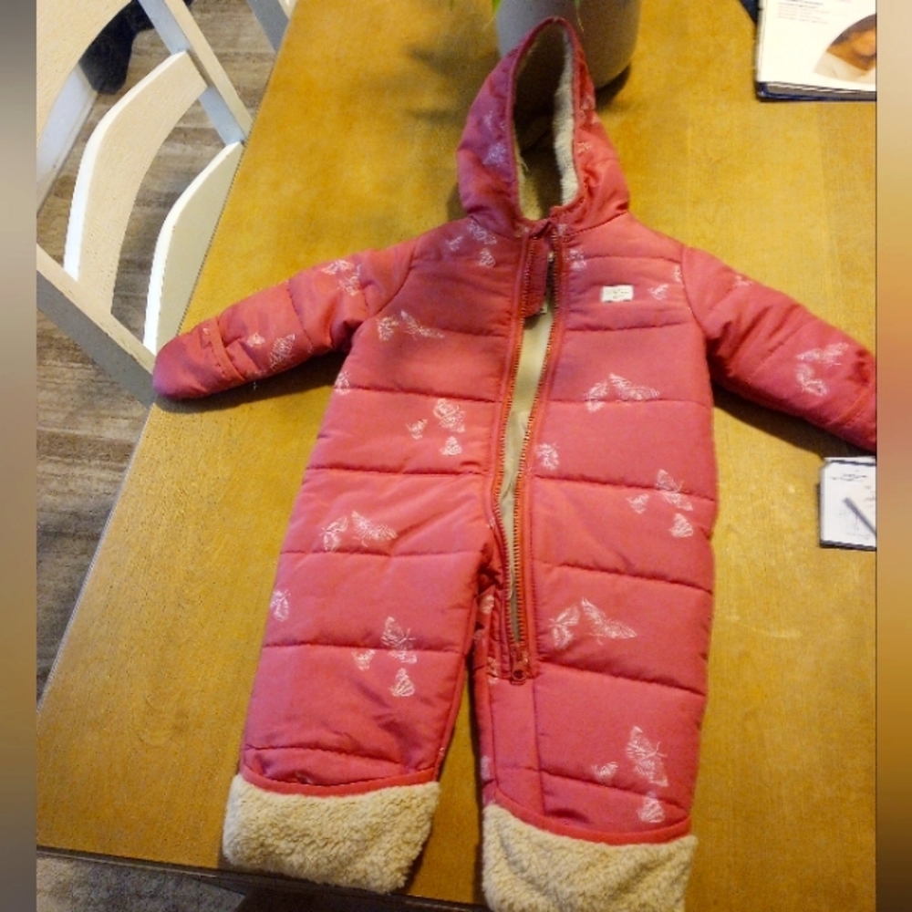 Snow suit